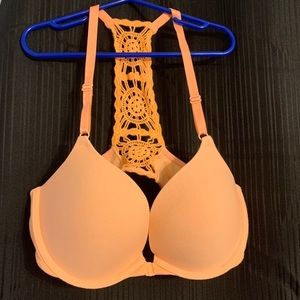 Victoria’s Secret Push-Up Bra, Size: 34D